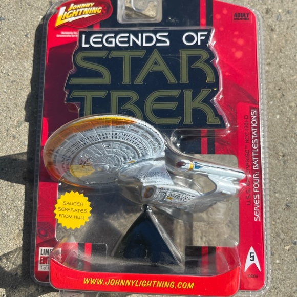 Toys Johnny Lightning Legends Of Star Trek Uss Enterprise Ncc171d